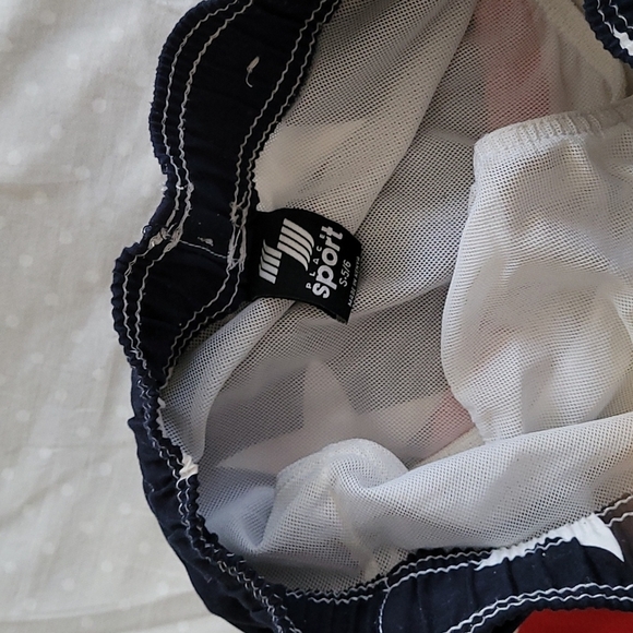 🔶️5 for $30🔶️ Boy's America Flag Swim Trunks - Picture 4 of 6